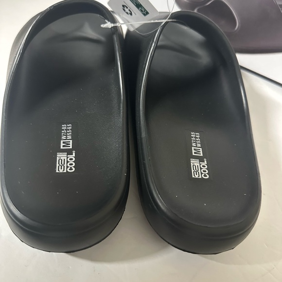 NWT 32 Degrees Ultra-soft Cushion Cool Unisex Cushion Slide Sandals - Picture 4 of 6